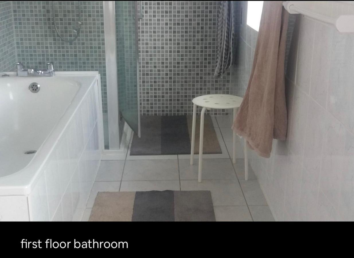 Double In Shared Homestay *